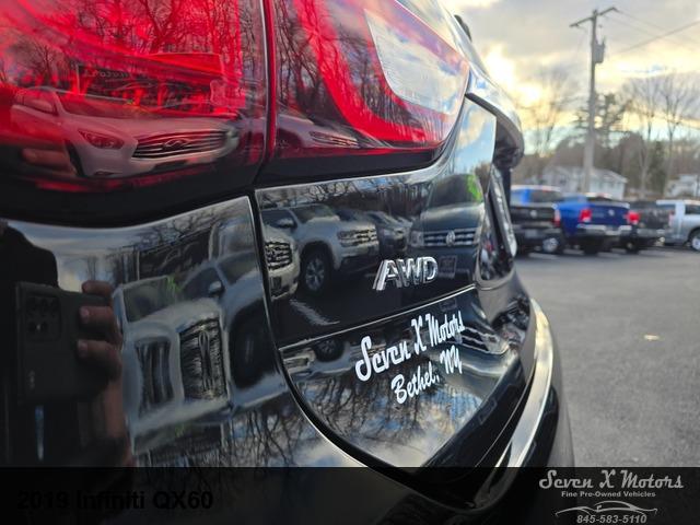 2019 INFINITI QX60 PURE