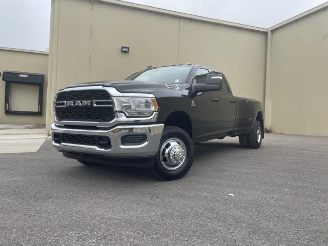 2024 RAM Ram 3500 RAM 3500 TRADESMAN CREW CAB 4X4 8 BOX