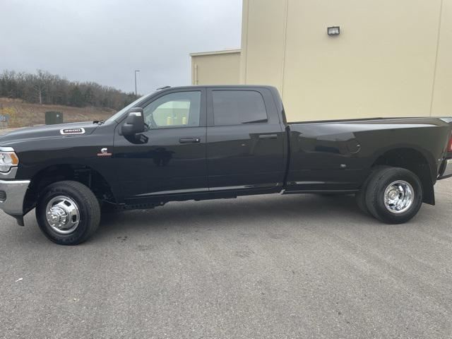 2024 RAM Ram 3500 RAM 3500 TRADESMAN CREW CAB 4X4 8 BOX