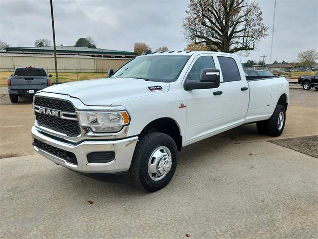 2024 RAM Ram 3500 RAM 3500 TRADESMAN CREW CAB 4X4 8 BOX