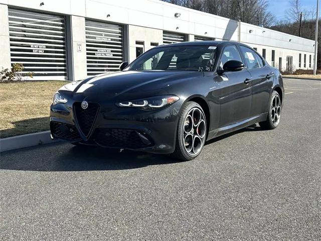 2025 Alfa Romeo Giulia GIULIA AWD 2025 Alfa Romeo Giulia GIULIA AWD