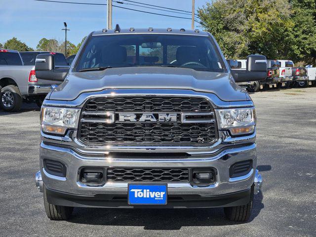 2024 RAM Ram 3500 RAM 3500 TRADESMAN CREW CAB 4X4 8 BOX