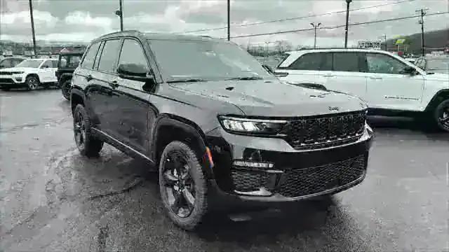 2025 Jeep Grand Cherokee GRAND CHEROKEE LIMITED 4X4