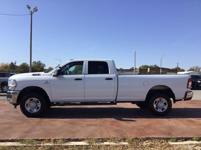 2023 RAM 2500 Tradesman Crew Cab 4x4 8 Box