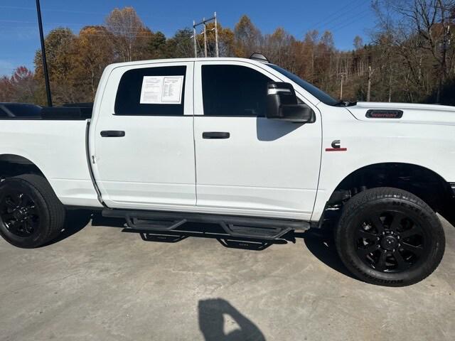 2023 RAM 2500 Tradesman Crew Cab 4x4 64 Box