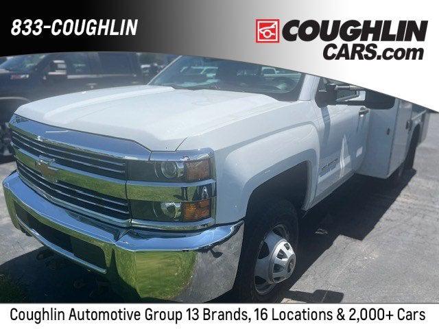 2017 Chevrolet Silverado 3500HD Chassis WT