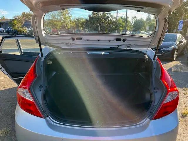 2012 Hyundai Accent GS