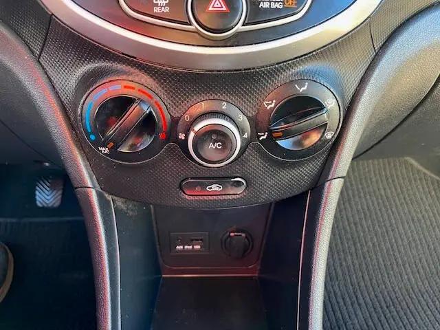 2012 Hyundai Accent GS