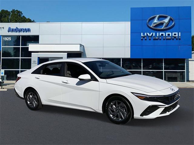 2024 Hyundai Elantra