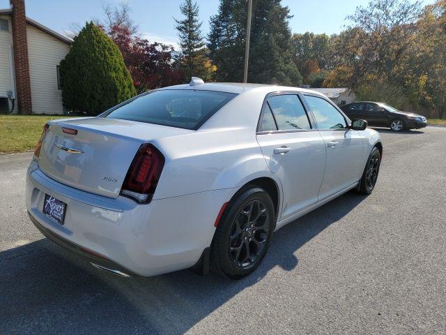 2020 Chrysler 300 Touring AWD