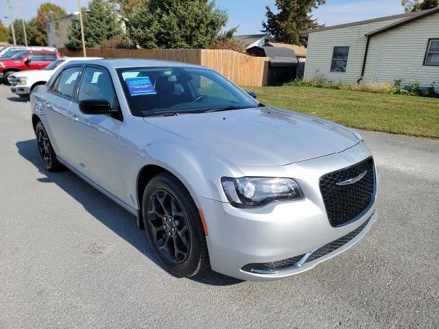 2020 Chrysler 300 Touring AWD