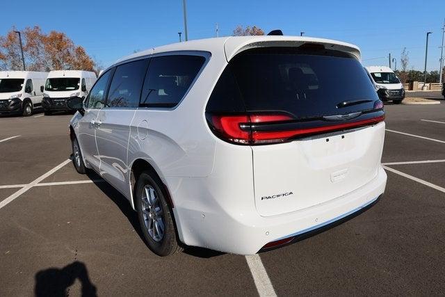 2025 Chrysler Pacifica PACIFICA SELECT