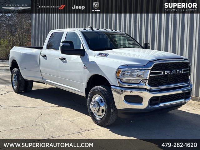 2024 RAM Ram 3500 RAM 3500 TRADESMAN CREW CAB 4X4 8 BOX