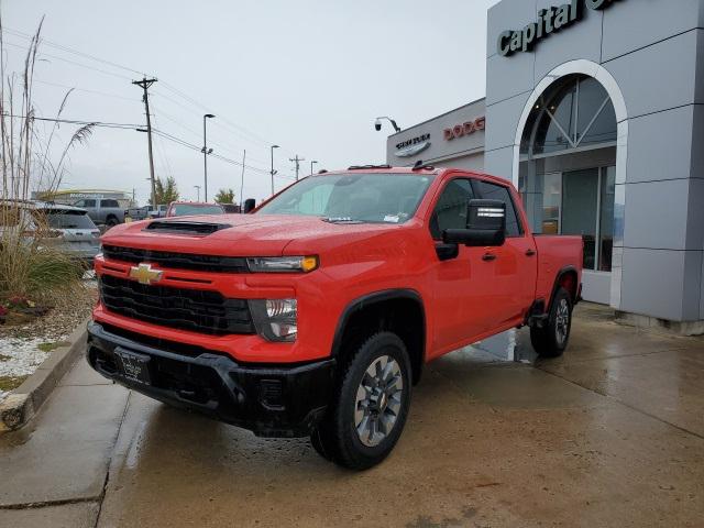 2024 Chevrolet Silverado 2500HD 4WD Crew Cab Standard Bed Custom