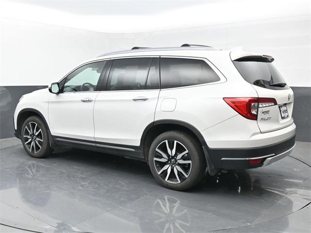 2022 Honda Pilot AWD Touring 8 Passenger