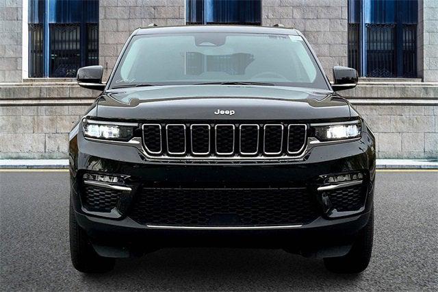 2023 Jeep Grand Cherokee Limited 4x4 2023 Jeep Grand Cherokee Limited 4x4