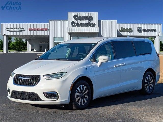 2022 Chrysler Pacifica Hybrid Touring L