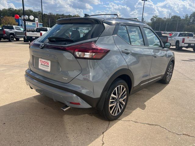 2023 Nissan Kicks SR Xtronic CVT