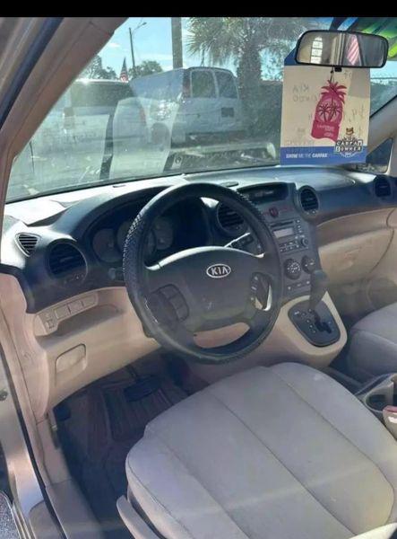 2007 Kia Rondo LX V6