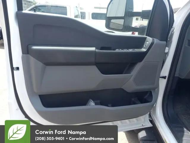 2024 Ford F-550 XL