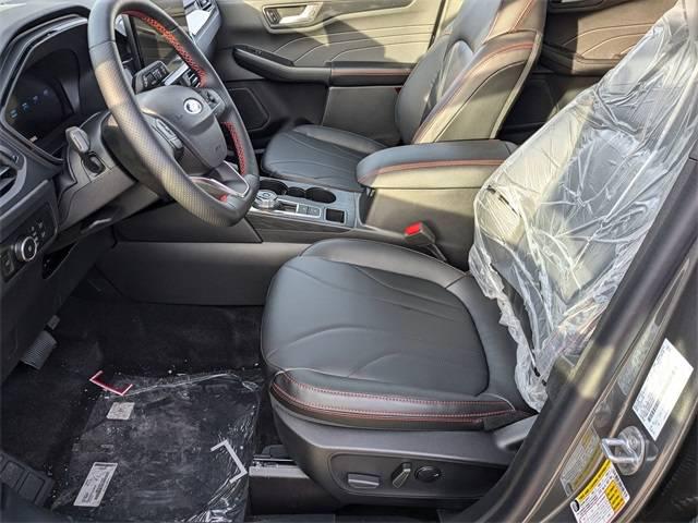 2025 Ford Escape ST-Line Elite