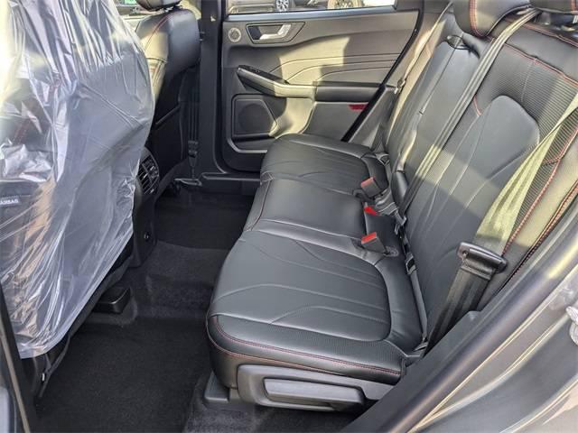 2025 Ford Escape ST-Line Elite