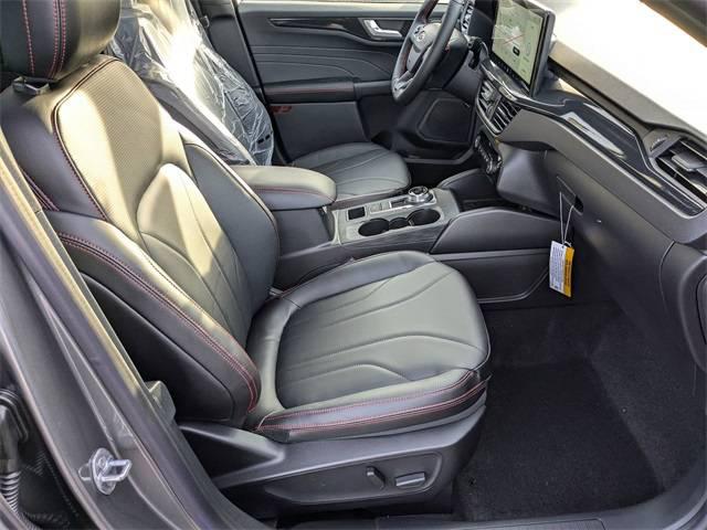 2025 Ford Escape ST-Line Elite