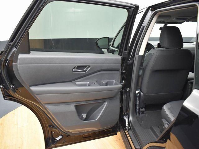 2025 Nissan Pathfinder S 4WD
