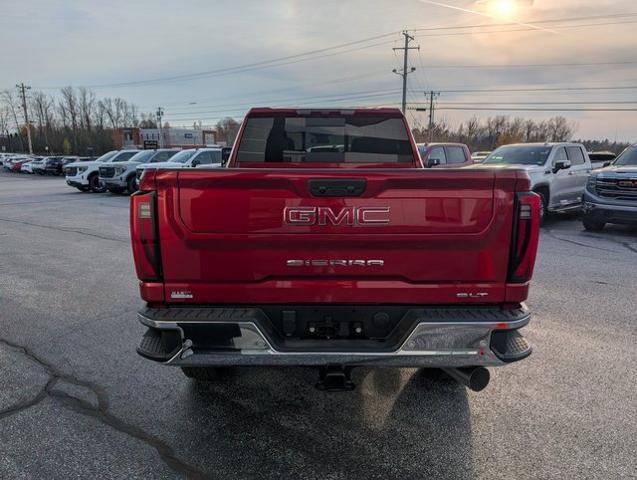 2025 GMC Sierra 3500HD 4WD Crew Cab Standard Bed SLT