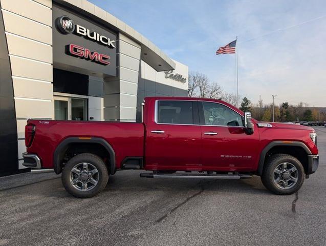 2025 GMC Sierra 3500HD 4WD Crew Cab Standard Bed SLT
