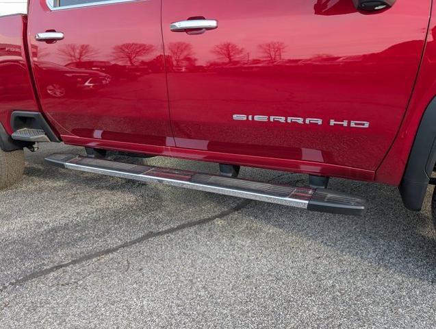 2025 GMC Sierra 3500HD 4WD Crew Cab Standard Bed SLT