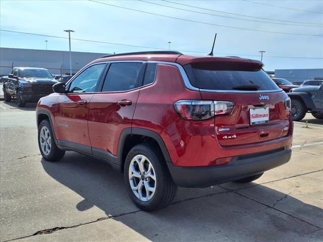 2025 Jeep Compass COMPASS LATITUDE 4X4