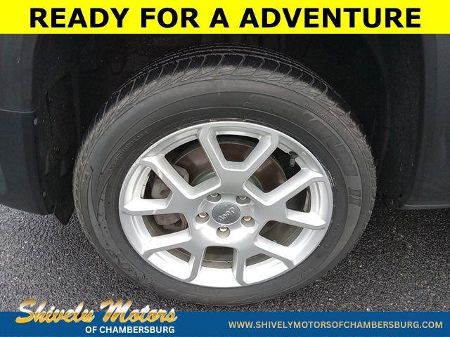 2019 Jeep Renegade Latitude 4x4 2019 Jeep Renegade Latitude 4x4