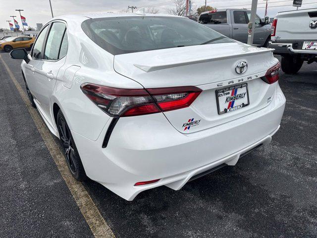 2021 Toyota Camry SE AWD