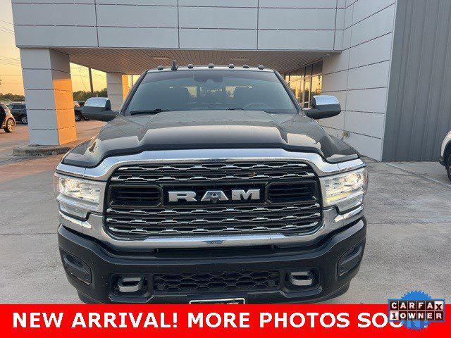 2019 RAM 3500 Limited Crew Cab 4x4 8 Box