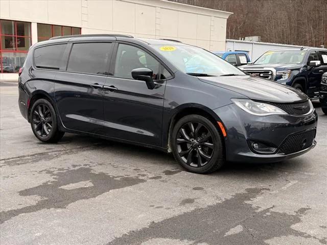 2020 Chrysler Pacifica Touring L Plus