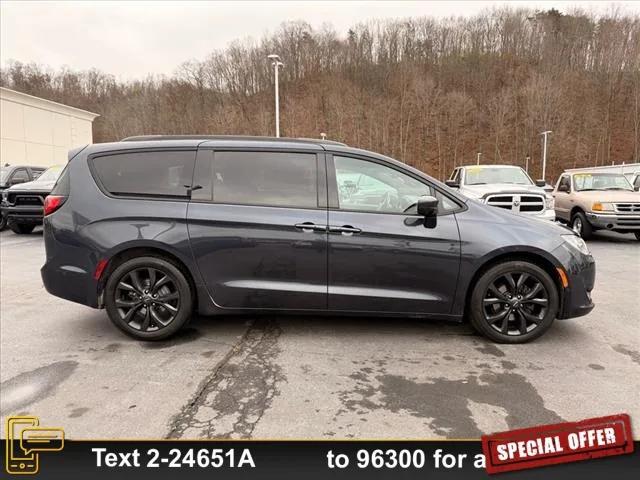 2020 Chrysler Pacifica Touring L Plus