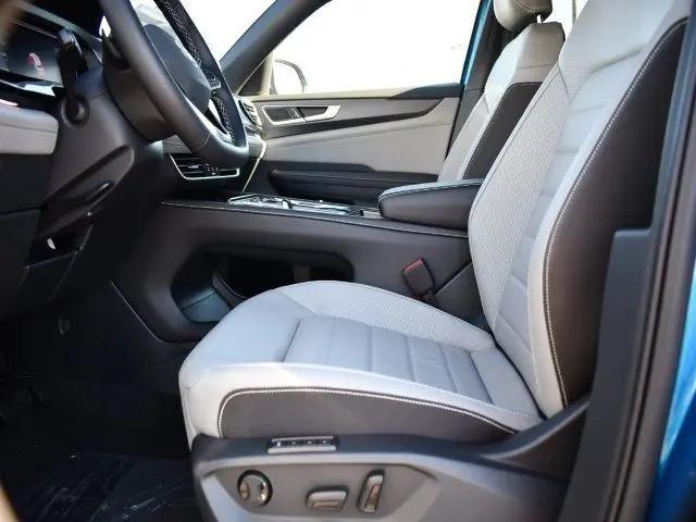 2025 Volkswagen Atlas Cross Sport 2.0T SEL