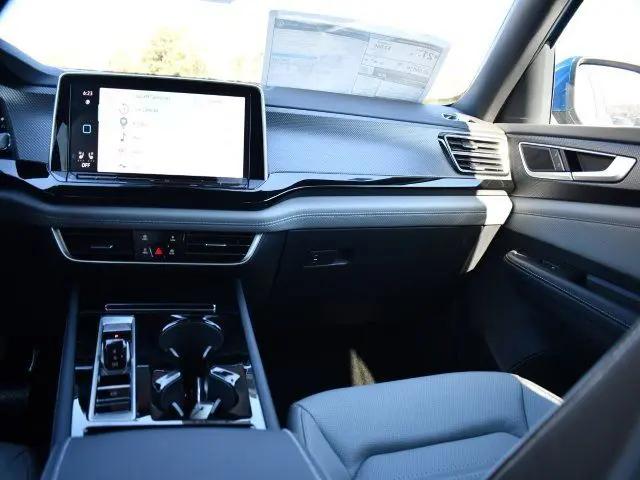 2025 Volkswagen Atlas Cross Sport 2.0T SEL