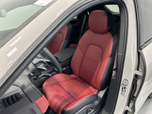 2025 Porsche Cayenne Cayenne Coupé