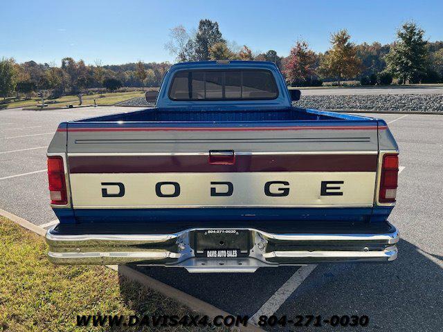 1992 Dodge W150 LE Long Bed 4X4 Pick Up