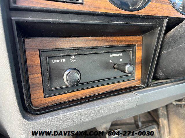 1992 Dodge W150 LE Long Bed 4X4 Pick Up