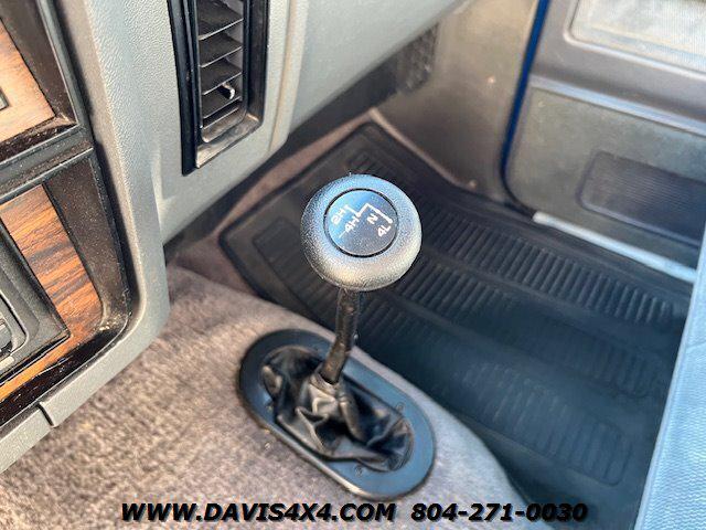1992 Dodge W150 LE Long Bed 4X4 Pick Up