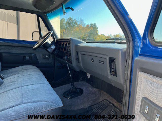 1992 Dodge W150 LE Long Bed 4X4 Pick Up