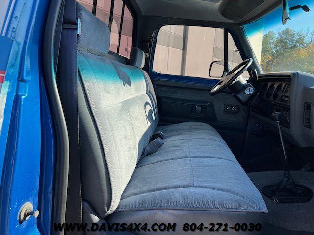 1992 Dodge W150 LE Long Bed 4X4 Pick Up