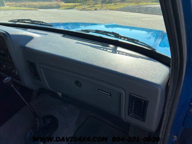 1992 Dodge W150 LE Long Bed 4X4 Pick Up