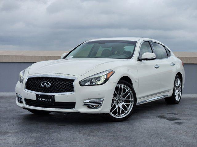 2015 Infiniti Q70L