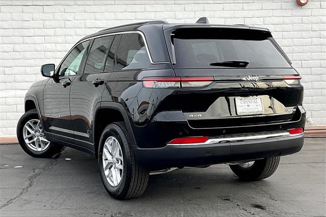 2025 Jeep Grand Cherokee GRAND CHEROKEE LAREDO X 4X4