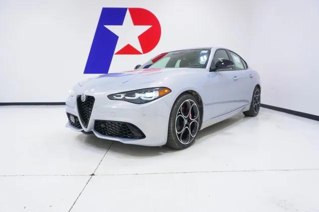2025 Alfa Romeo Giulia GIULIA