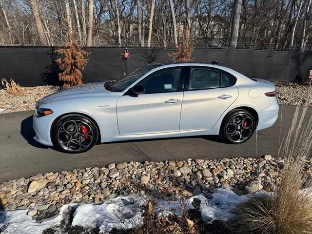 2025 Alfa Romeo Giulia GIULIA AWD 2025 Alfa Romeo Giulia GIULIA AWD